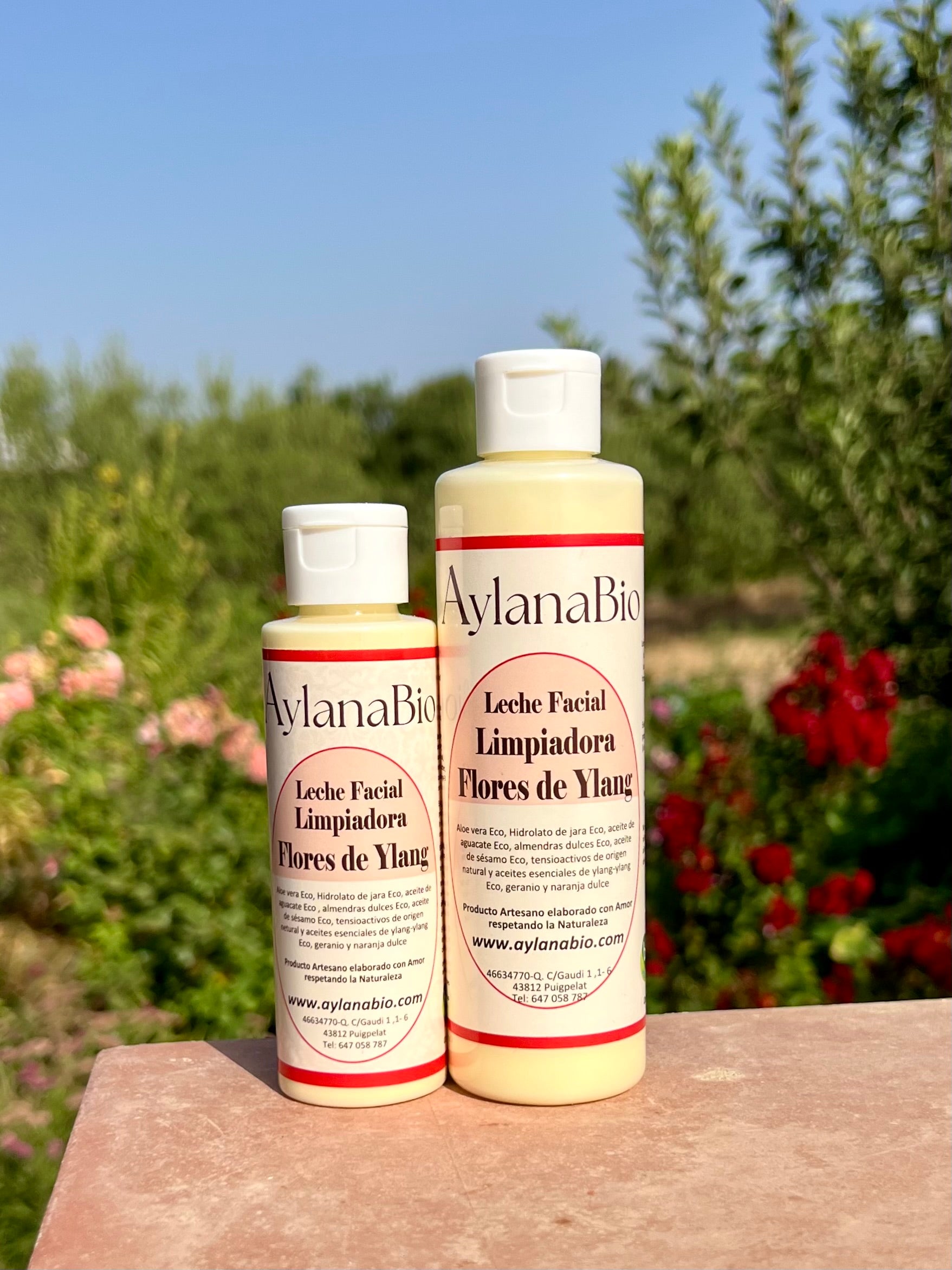 LLET FACIAL NETAJADORA "FLORS D'YLANG YLANG"