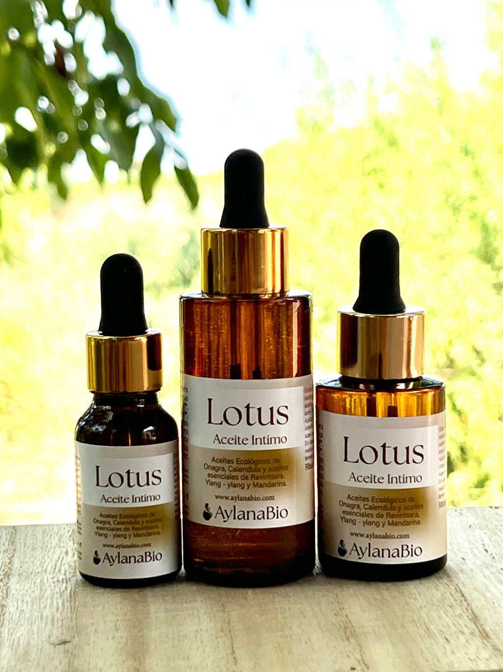 OLI ÍNTIM "LOTUS"